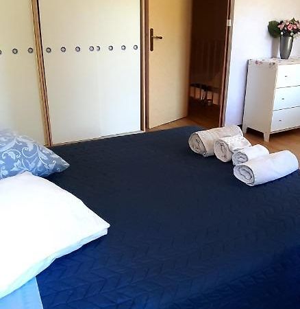Chez Josie, Chambre 18Mcarre Dans Une Longere Normande Francheville  Экстерьер фото